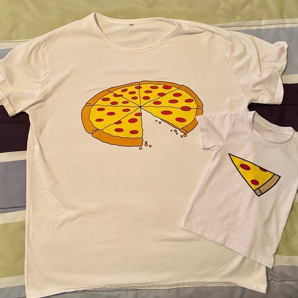 EUC Parent & baby pizza shirts adult XXL &  baby 6-12 - Picture 1 of 1